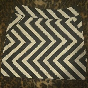 LOUDMOUTH Golf Ladies Skort Size 0 Black & White Zig Zag Zebra